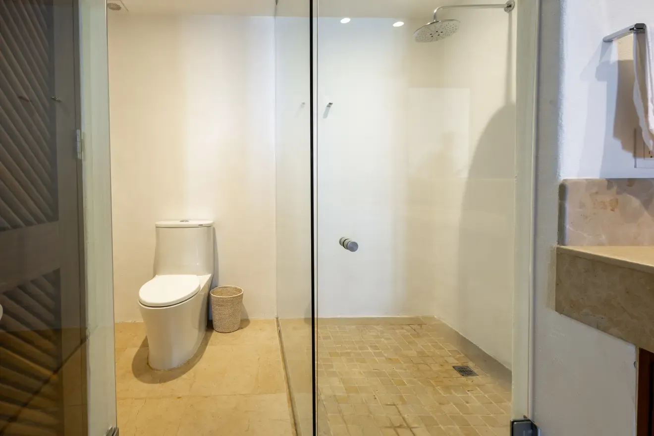Regadera del baño de la cuarta recámara